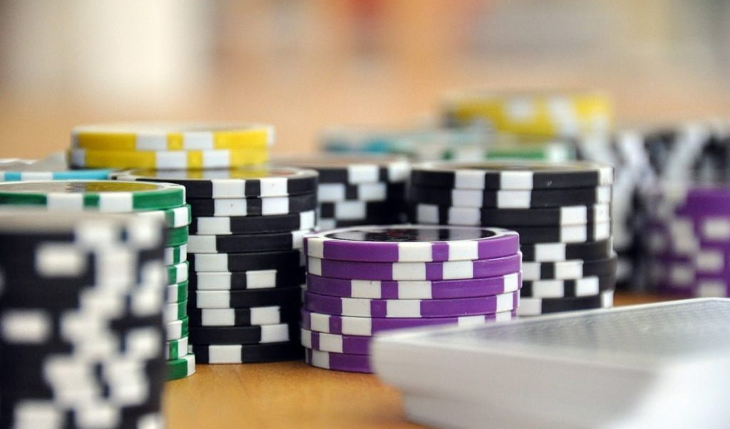 cherokee casino gambling age