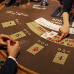 Live blackjack etiquette every player should know before starting